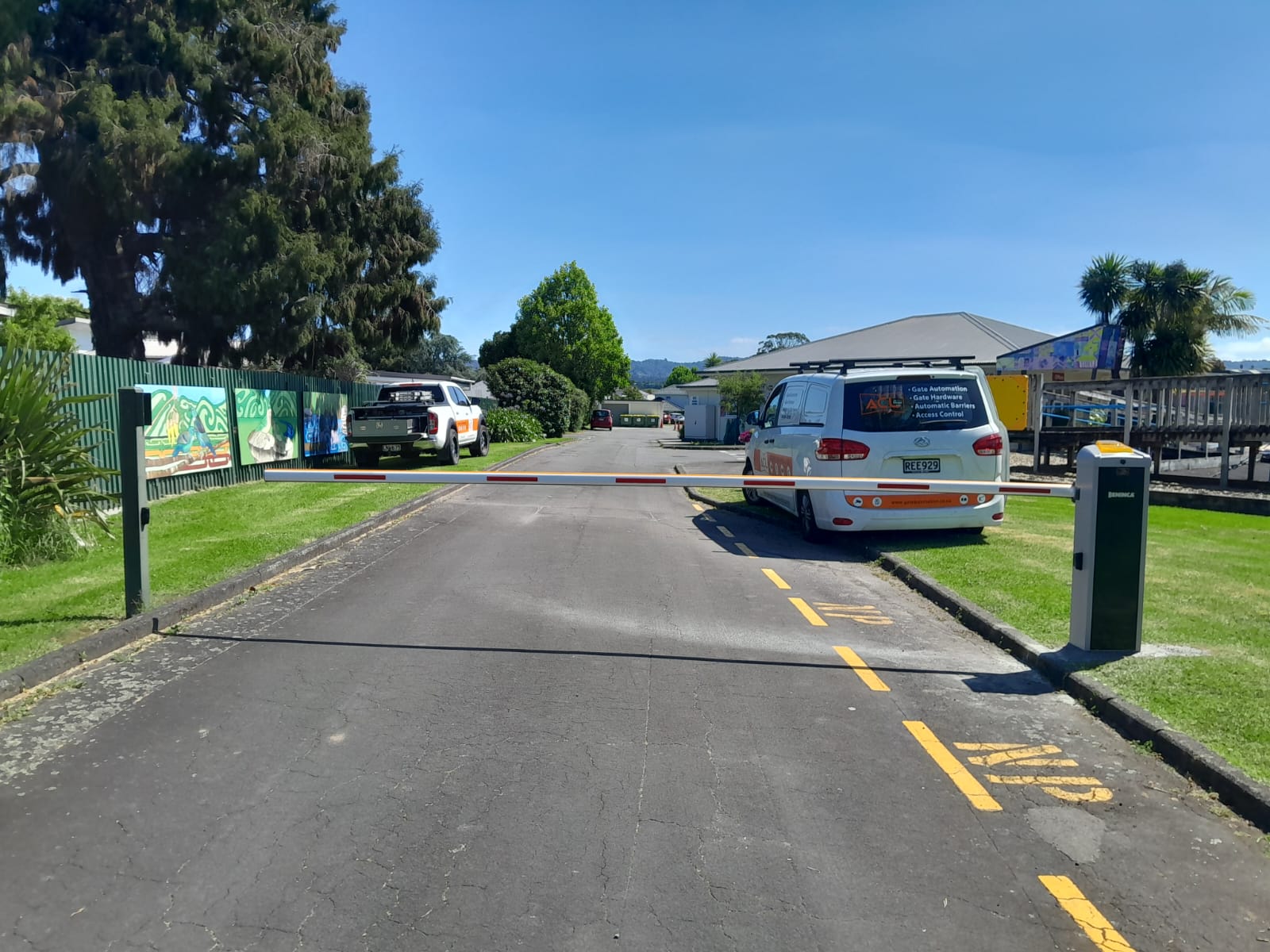 Henderson south school