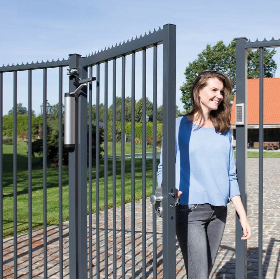 Locinox Verticlose 150kg Gate Closer